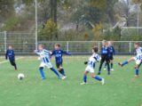 S.K.N.W.K. JO11-1JM - Steenbergen JO11-1 (competitie) seizoen 2022-2023 (najaar - 2e fase)) (73/75)